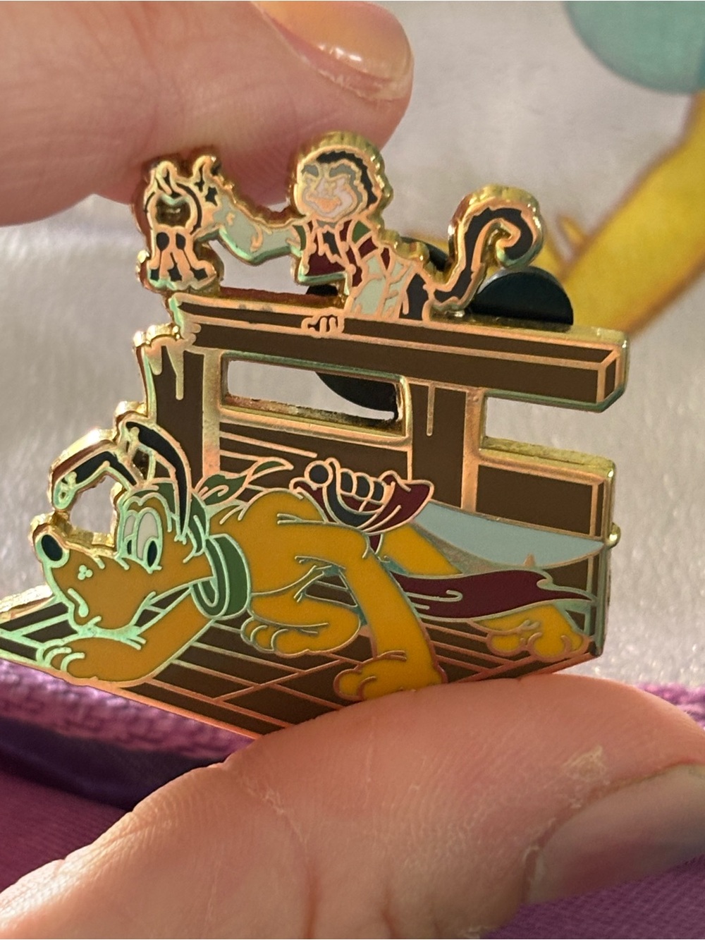 Disney Pluto and Monkey 2009 pin